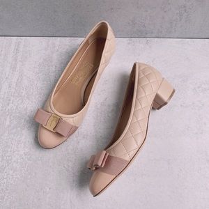 Salvatore Ferragamo 6.5C Vara Bow Quilted Leather Blush Pump Heels